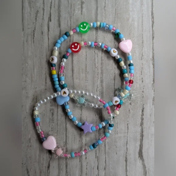 Colorful Beaded Kids Necklace And Bracelet Set - Picture 3 of 3